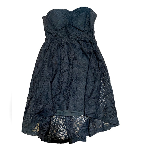 Dress - Picture 1 of 1